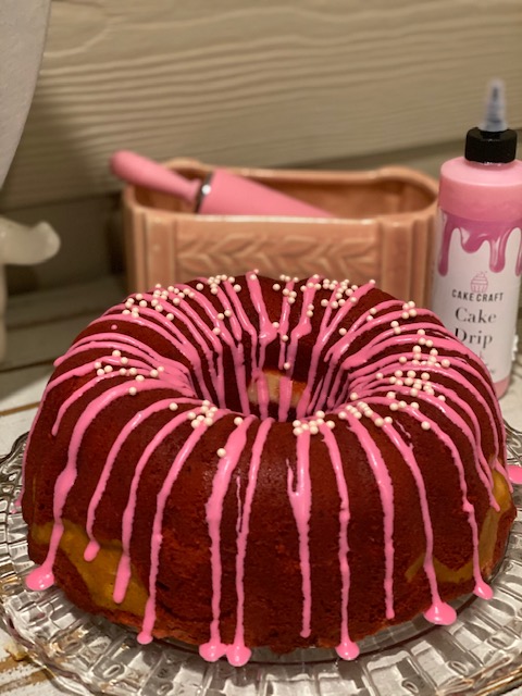 RED VELVET POUND CAKE